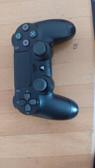 Predám Playstation 4 Slim 500GB - 5