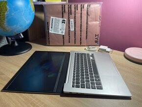 Ultrabook Samsung Galaxy Book Go LTE + taška + adaptér - 5