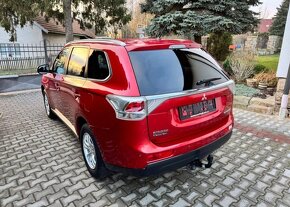 Mitsubishi Outlander 2,2 DI-D nafta manuál 110 kw - 5