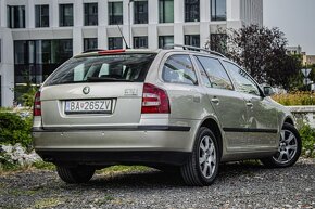 Škoda Octavia Combi 2.0 TDI Elegance DSG - 5