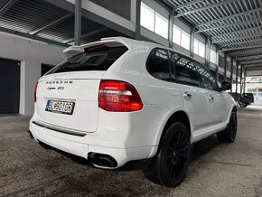 Porsche Cayenne 4.8 - 5