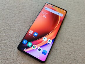 Oneplus 8 Pro.  8gb+3gb/128gb.  Šedá metalíza. - 5