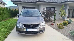 Volkswagen Touran 1.4 Highline Benzín Automat - 5