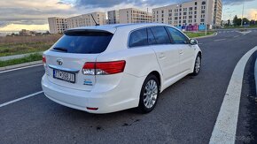 Toyota Avensis Combi 110kw Automat - 5