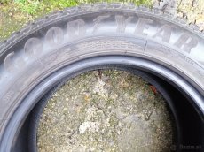 225/65R17 GoodYear UltraGrip+ SUV 4x4 - 5