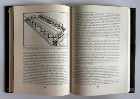 Zbierka kníh o histórii - VOJTECH ZAMAROVSKÝ - 5