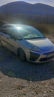 Predám Citroen C4 Picasso - 5