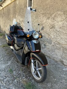 Aprilia Scarabeo 150 - 5