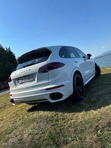 Porsche Cayenne PLATINUM EDITION - 5