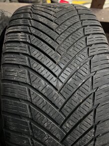 205/40 r17 celorocne zimne - 5