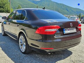 Škoda Superb 2.0 TDI CR 4x4 170k Ambition DSG - 5