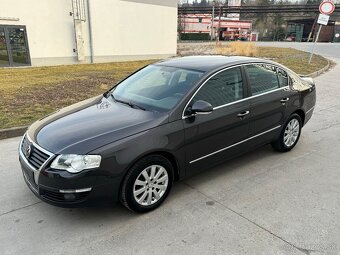 Volkswagen Passat 1.9 TDI 77kw BXE COMFORTLINE - 5