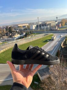 Adidas - 5