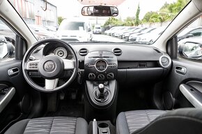 Mazda 2 1.3i 55kW CE Pro M5 11/2010 - 5