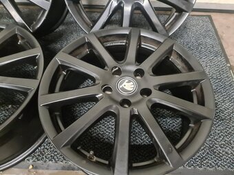 5X112 R17 ALUTEC-ALU DISKY-GERMANY - 5