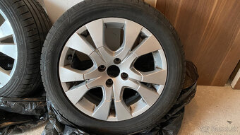 Pneu 215/50 R17 VREDESTEIN + dojazdove 125/85 R16 Conti - 5