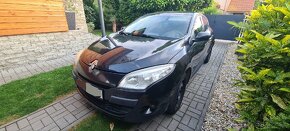 Predám Renault megane 1.6 benzín - 5