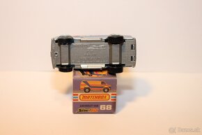 Matchbox SF Chevrolet Van - 5