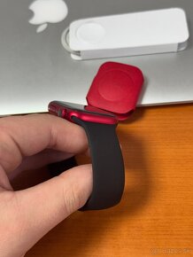 Apple Watch 9 45mm Product Red - nové, záruka - 5