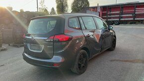 269.Opel Zafira C 2.0cdti A20DT Na náhradní díly - 5