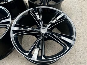 ORIGINAL AUDI Q8 DISKY 5x112 R21 BLACK - 5