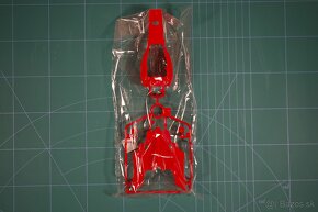 TAMIYA Ferrari F2001 1/20 - 5