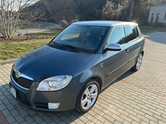 Predám Škodu Fabiu 2 Sportline 1.9TDI TOP STAV - 5