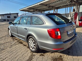 Škoda Superb kombi - 5