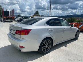 Lexus IS250 - 5