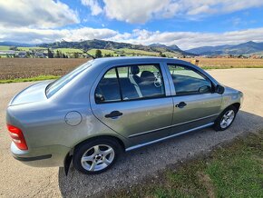 Skoda Fabia sedan - 5