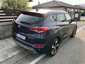 HYUNDAI TUCSON 2.0 CRDi 4x4 AUTOMAT - 5