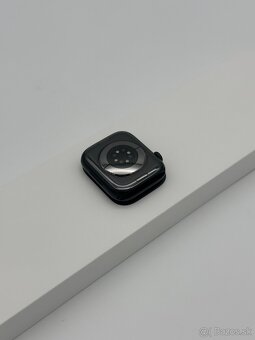 Apple Watch Series 7 45mm Midnight + DARČEK - 5