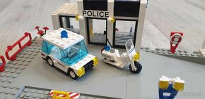 LEGO 6540 Classic Town Pier Police - 5