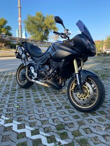 Triumph Tiger 1050 - 5