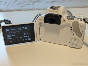 Canon EOS 200D-white - 5