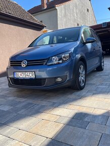 VW Touran Cross - 5