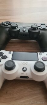 Predám  ovládač pre PS4  DUALSHOCK 4 - 5