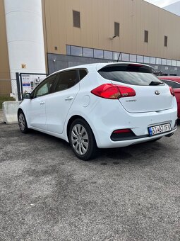 Kia ceed 1.4i panorama - 5