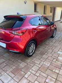 Mazda 2 - 5