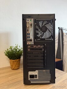 Herne pc RX 570 8GB, 16GB Ram, ssd, win 10 - 5