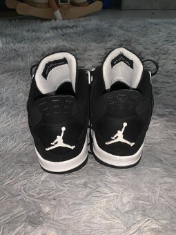 AIR JORDAN 4 "WHITE THUNDER" - 5