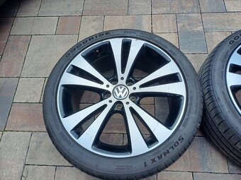 hlinikové disky org. Vw-Passat CC--8Jx18-ET-40-5x112 - 5