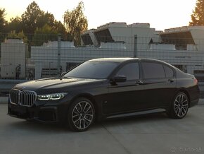 BMW 750Li - 5