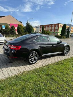 Skoda Superb 2020 - 5