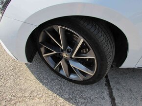 Škoda Superb 2.0 TSI Sportline 4x4 DSG - - 5