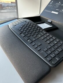 Predam bezdrotovu klavesnicu Logitech Ergo K860 - 5