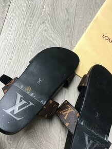 Louis Vuitton - dámske šľapky 39,37 - 5