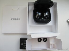 Samsung Galaxy S20plus, BudsLive, WatchActive2 - 5