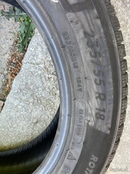 Predám 2x pneu Michelin 235/55 R18 104Y - 5