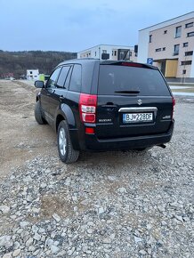 Suzuki Grand Vitara 2.4L Benzin+LPG - 5